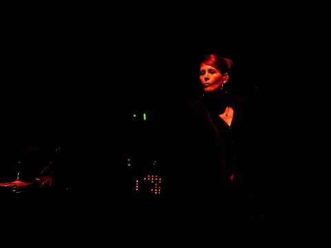 Kari Bremnes - "Skrik" (The Scream) Live