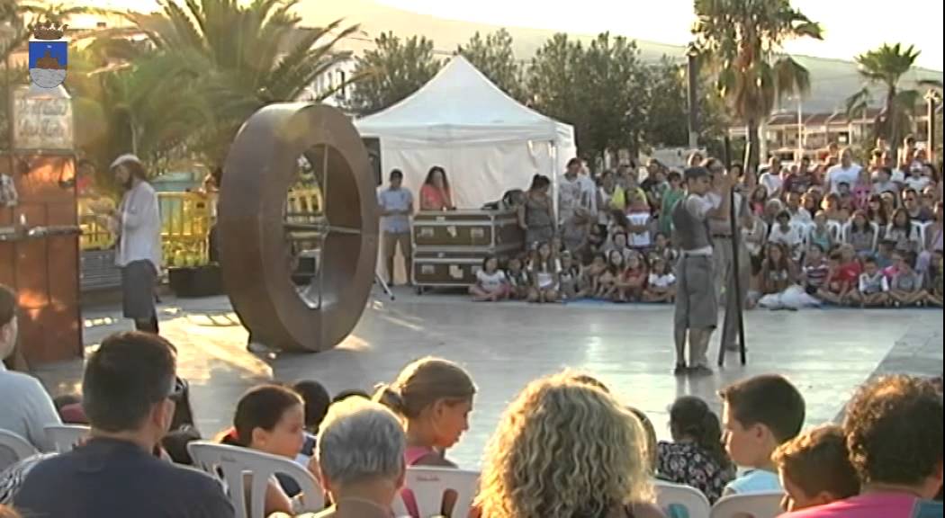 02/08/2015 - La Mar de Circ "Do Not Disturb"