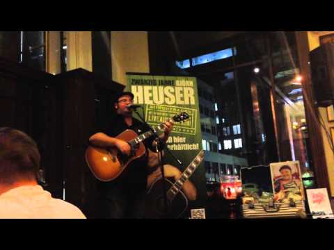 #BjörnHeuser  #Mitsingkonzert im  #GaffelhausBerlin - die Nr. 1 aus dem  #Gaffel am Dom  #Köln