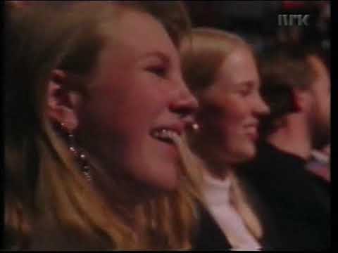 Gitarkameratene i Chateau Neuf 1994, og Øystein Sunde med Tande P.