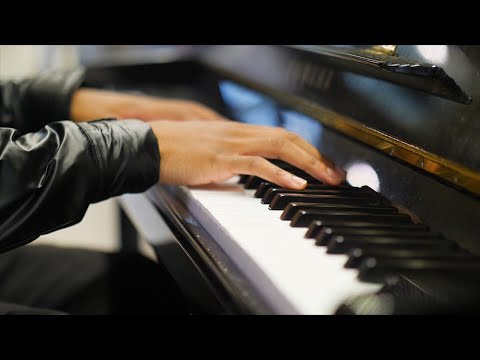 Pianist on London Underground #platform88