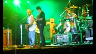 Neil Young and Crazy Horse - Roll another number (for the road)