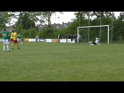 Schot Stefan van der Klooster gekeerd door Rick Balk