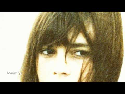 download lagu mp3 mp4 Adieu Les Jolis Foulards, download lagu Adieu Les Jolis Foulards gratis, unduh video klip Adieu Les Jolis Foulards