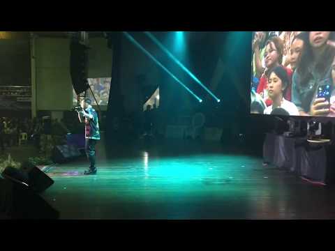 Umie @ Oroton Ku Yak