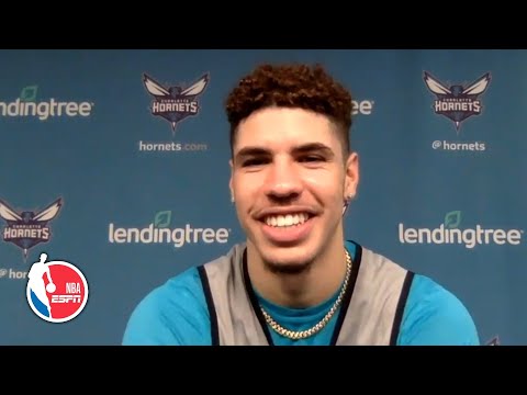 拉梅洛-鮑爾回顧了與夏洛特黃蜂隊的第一天訓練 - NBA on ESPN (LaMelo Ball recaps first day of practice with Charlotte Hornets | NBA on ESPN)