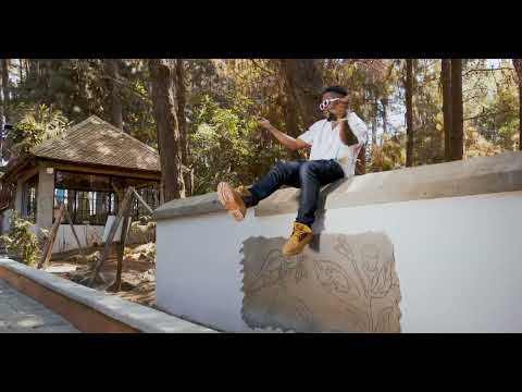 V2M  -  NA YOU BE GOD (OFFICIAL VIDEO)