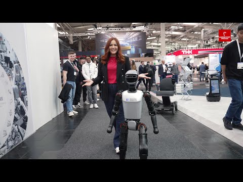 Vanessa Loiola presents the Robotic Area