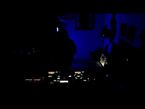 Apl0 Friday Night DJ Set