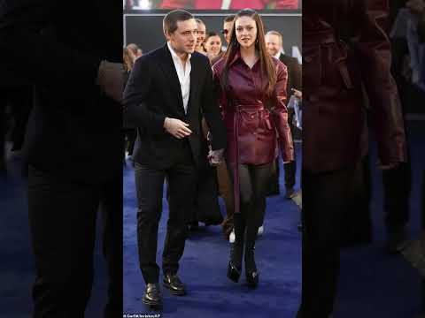 "Hollywood Buzz: Selena, Gaga, Brooklyn, and Beyoncé Headlines!"