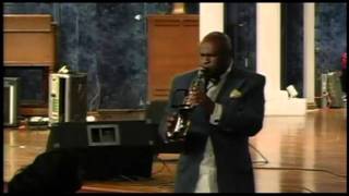 Antonio Allen "Down With Me" Live!