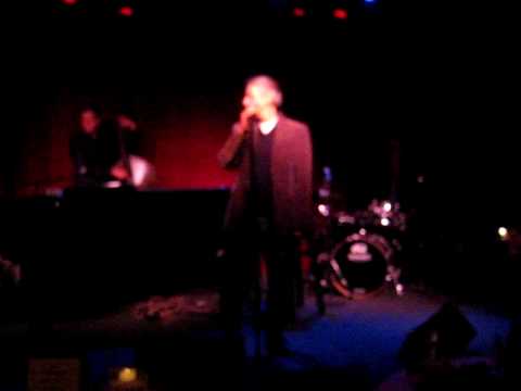 Ben Cassara sings with Tedd Firth Trio 