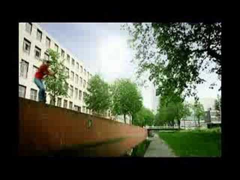 Caz! Free Runner campagne Your Hits More Music juni 2007