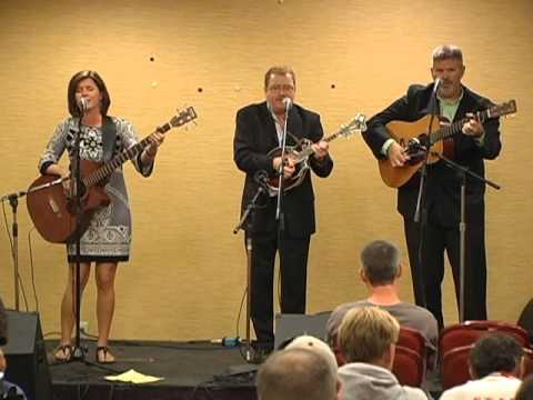 Lou Reid & Carolina "God's Front Porch" at 2010 IBMA