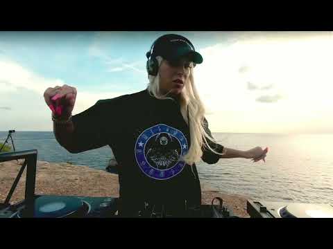 BALEARICA SUNSET SESSIONS   Sam Divine
