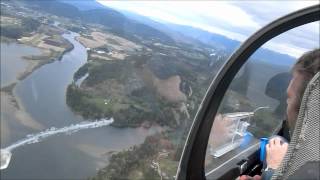 preview picture of video 'Sailplane flying at Lunde airfield, Telemark, Norway'