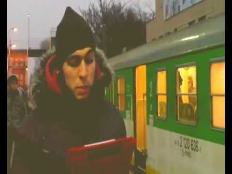 Stacje i dworce PKP - miejsca gdzie czekanie staje się udręką