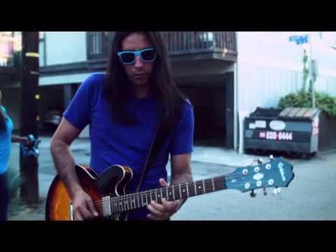 Salt Petal - Por La Luna