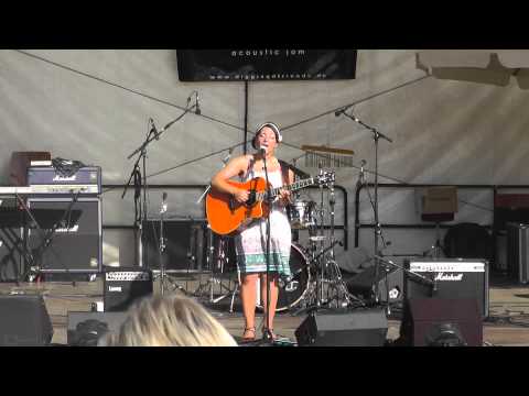 too close - Alex Clare cover (live in Neustadt)