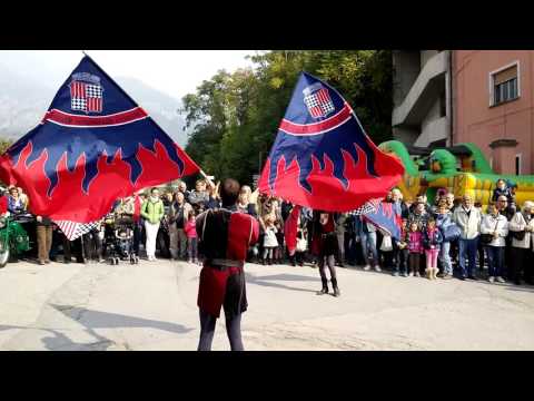 FIERA DI S.LUCA A DEMONTE (CN) SBANDIERATORI E MUSICI. 9 - 10 - 2016