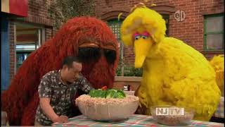Sesame Street 4266 Big Bad Wolf Huffs and Puffs Slimey November 4, 2016