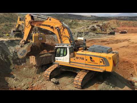 Liebherr 976 Excavator Loading Trucks - Kivos Ate