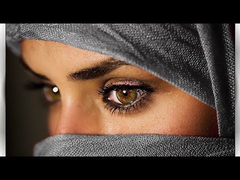 download lagu mp3 mp4 Corriendo Van Por La Vega, download lagu Corriendo Van Por La Vega gratis, unduh video klip Corriendo Van Por La Vega