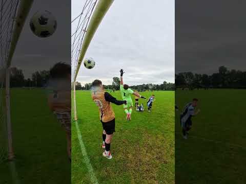 Sunday morning chaos, what an own goal 🫣👀😂 #owngoal #football #soccer #goalkeeper
