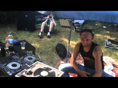 Symann playing on after hours  @ Synaptic Chill & Grill 18.7.2015, Slovenia