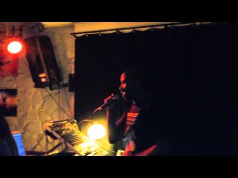 Parly B alongside Leggo Beat and Critical Hi fi in Toulouse, France