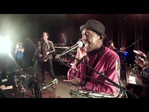 The HeadShakers feat. Napoleon M. Brock : More Trouble Everyday (F. Zappa)