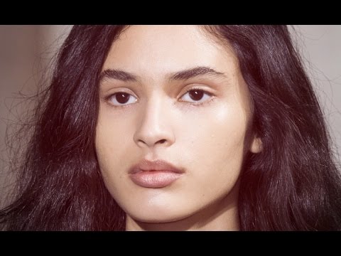 Top Newcomer Aira Ferreira (FW17)