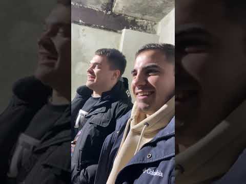 Alexandru Ciubotaru cu băieții la garaj - Cireşel