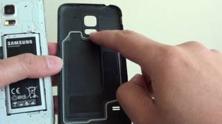 Samsung Galaxy S5 Mini: How to Open / Close the Back Cover