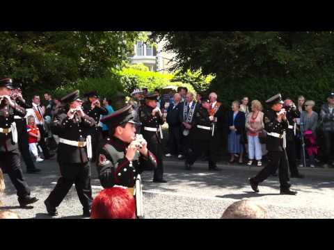 Red Hand Defenders & Portaferry Accordion Band Twelfth 2011