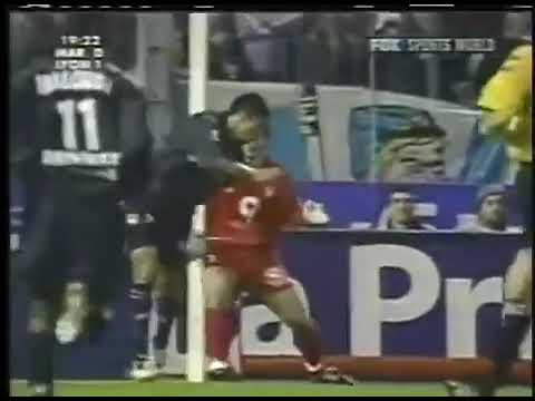 Élber Giovane (Lyon) - 08/11/2003 - Olympique Marselha-FRA 1x4 Lyon - 1 gol
