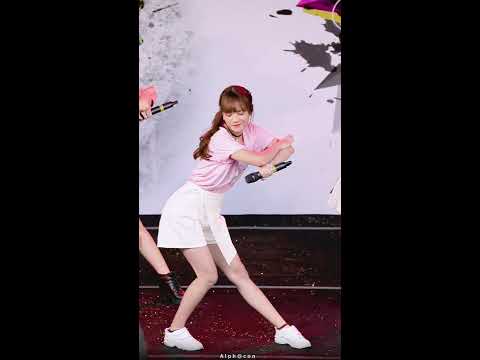 [1080] [MimCmCafe] Fancam 190504 - รักหนึ่งคำ (Love Cafe) Trainee's Version Cut @ JKStreetCoverDance