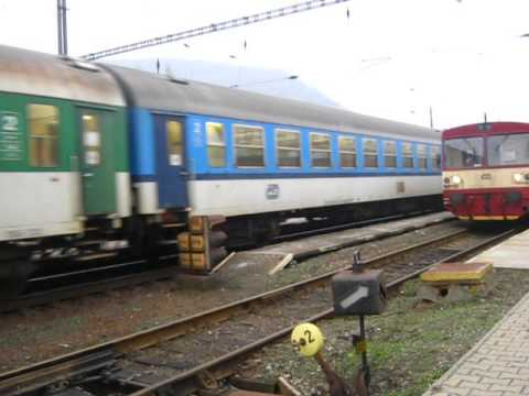 Příjezd vlaku Os 6457 - Ústí nad Labem-Střekov