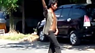 Download lagu Dangdut Disukai Juga Oleh Orang Gila mp3