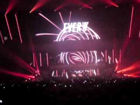 !!! ASOT 450 Intro Andy Moor !!! Wroclaw 2010