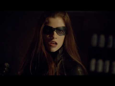 Arrow 1x08 - The Hood and The Huntress Take Down Anthony Venza