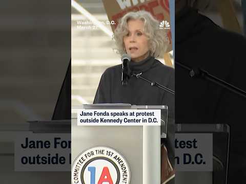 Jane Fonda speaks at protest outside Kennedy Center in D.C.