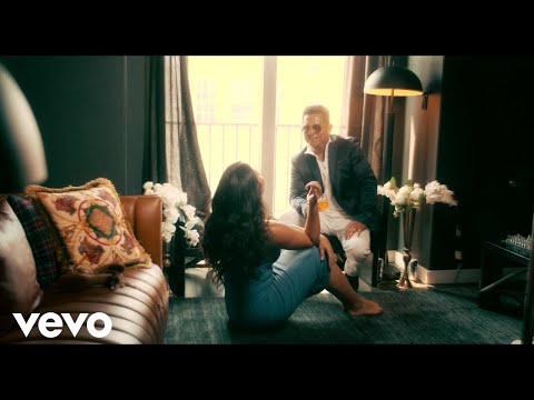 Vani El Rival - Amor como los de antes (Official Music Video)