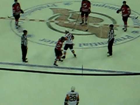 NY Islanders, NJ Devils rivalry fight