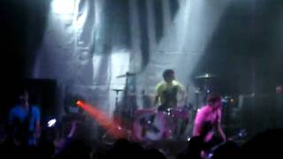 Stellar Kart performs &quot;The Right One&quot;