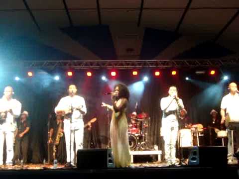 Grupo Jaqueira na Quadra da Portela(13-05-13)