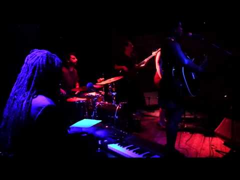 Lynette Williams- Au revoir-