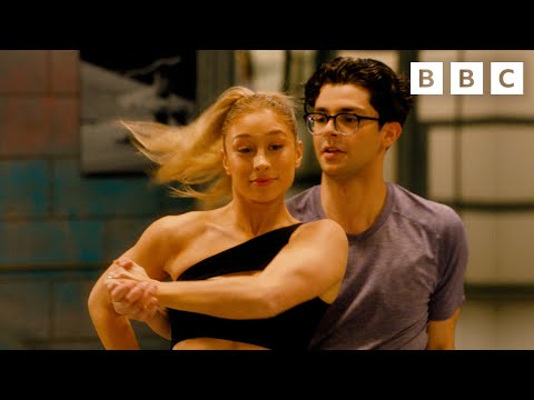 Richelle & Ozzy 'Can You Feel the Love' Extended Dance | The Next Step Season 8 | CBBC