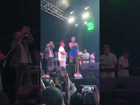 Nikol Sinchi en concierto en el cantón Arajuno #Pastaza