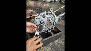 Download lagu SUITABLE FOR BEGINNERS Assemble the Jupiter Vega Cripton Engine like this assembly mp3